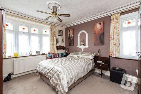38 Champion Road, Upminster, RM14 2SZ