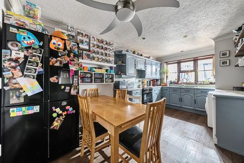 3 bedroom terraced house for sale, Sandpiper Road, Hampshire SO16