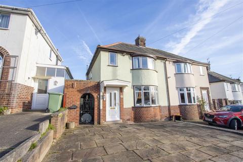 3 bedroom semi-detached house for sale, Brearley Avenue, New Whittington, Chesterfield