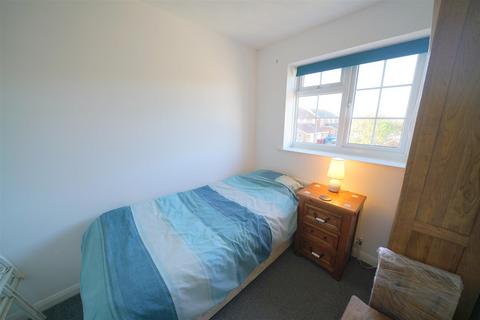 16 Acorn Close, Selsey, Chichester, PO20 9HL