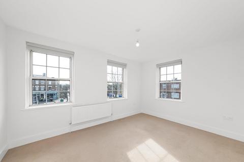 3 bedroom apartment to rent, Croxted Road, Dulwich, London, SE21