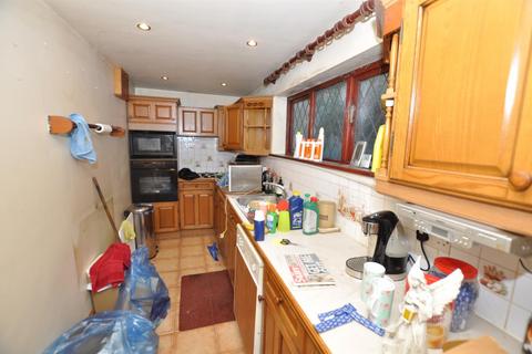 2 bedroom detached house for sale, Llanboidy Road, Meidrim, Carmarthen