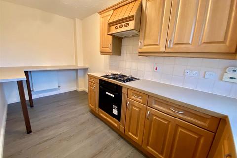 3 bedroom house to rent, Llys Eglwys, Broalands, Bridgend County Borough, CF