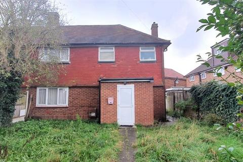 3 bedroom semi-detached house for sale, Monarch Close, Feltham