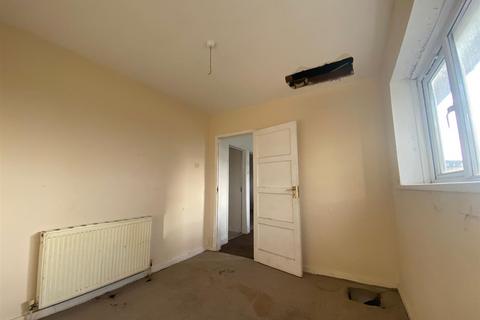 15 Monarch Close, Feltham, TW14 8BB