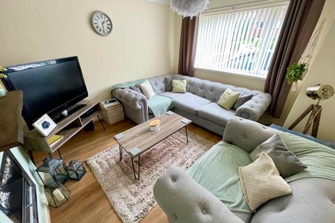 3 bedroom end of terrace house to rent, Gilpin Road, Thornaby, Stockton-On-Tees