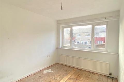 28 Ashfield Drive, Halifax, HX3 5PG