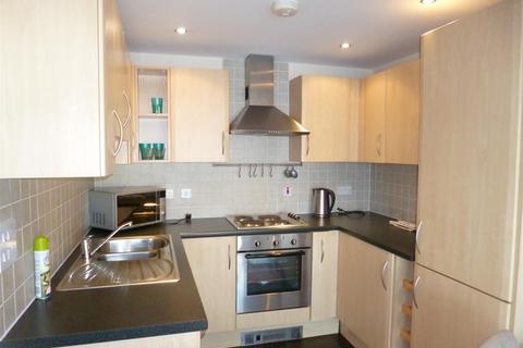 2 bedroom flat to rent, 130 AltamarKings RoadMarinaSwansea