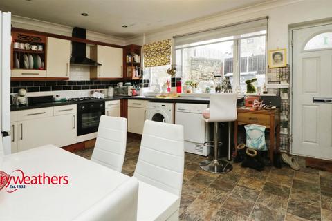 3 bedroom end of terrace house for sale, Ravensmead Court, Bolton-Upon-Dearne, Rotherham