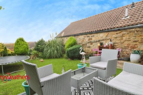 3 bedroom end of terrace house for sale, Ravensmead Court, Bolton-Upon-Dearne, Rotherham