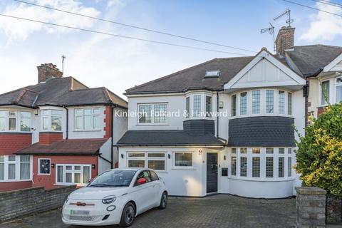 5 bedroom semi-detached house for sale, Morton Way, Southgate