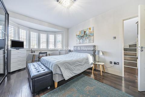 5 bedroom semi-detached house for sale, Morton Way, Southgate