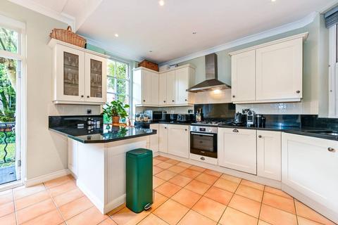 3 bedroom flat for sale, Grantully Road, Maida Vale, London, W9