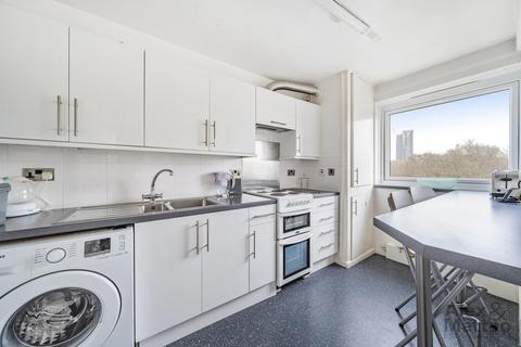 2 bedroom flat for sale, Arica House, Bermondsey, SE16