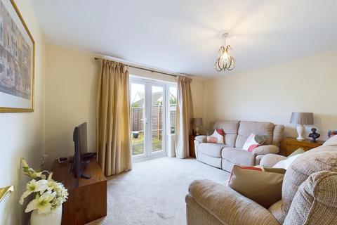 3 bedroom semi-detached house for sale, Sandfield Close, Lichfield