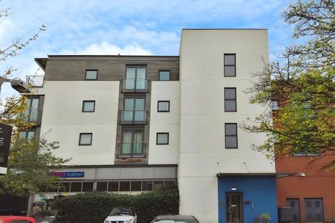 2 bedroom flat for sale, Ocean Way, Southampton, SO14 3AG