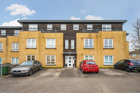 2 bedroom flat for sale, Newbury,  Berkshire,  RG14