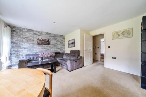 2 bedroom flat for sale, Newbury,  Berkshire,  RG14