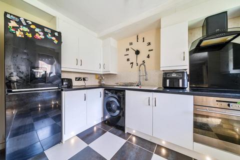 2 bedroom flat for sale, Newbury,  Berkshire,  RG14