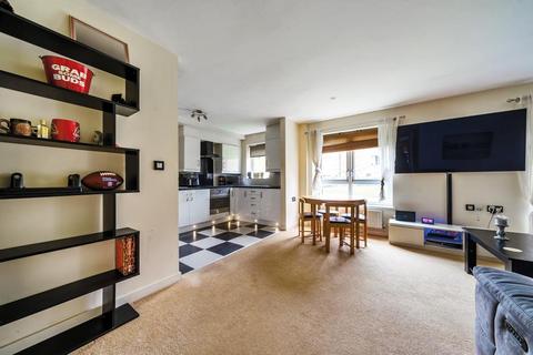 2 bedroom flat for sale, Newbury,  Berkshire,  RG14