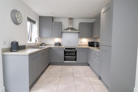 3 bedroom end of terrace house for sale, Parisi Way, Pocklington, York