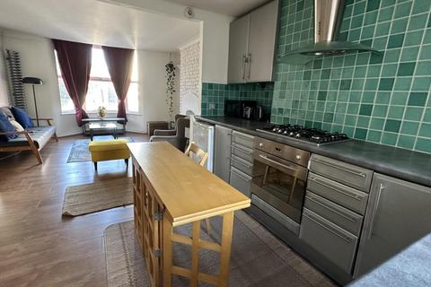 1 bedroom flat to rent, Kenworthy Road, Homerton, E9