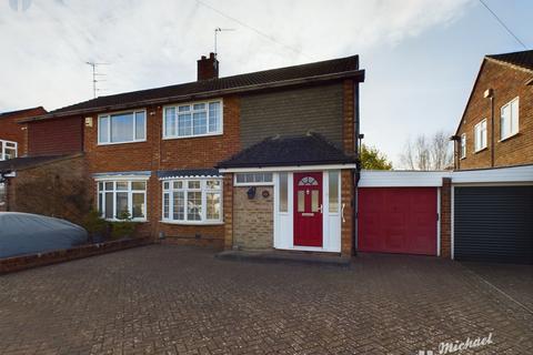 3 bedroom semi-detached house for sale, Northfield Road, Aylesbury, Buckinghamshire