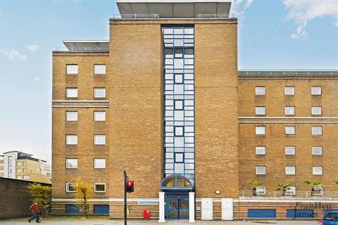 1 bedroom apartment to rent, Unicorn Building, Jardine Road, London, E1W