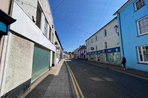 Property for sale, 4 Sycamore Street, Newcastle Emlyn, SA38