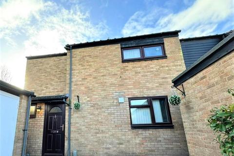 3 bedroom terraced house to rent, Tenby Close, Cambridge [Cherry Hinton], Cambridgeshire