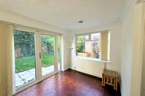 3 bedroom terraced house to rent, Tenby Close, Cambridge [Cherry Hinton], Cambridgeshire