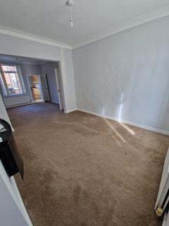 2 bedroom terraced house to rent, Stranton Street, Bishop Auckland DL14