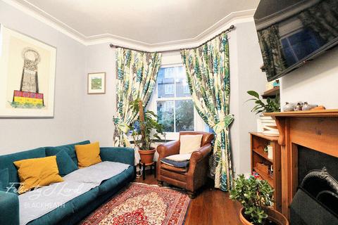 4 bedroom terraced house to rent, Tormount Road, London