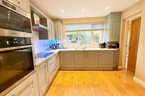 4 bedroom detached house for sale, Union Road, Shirley