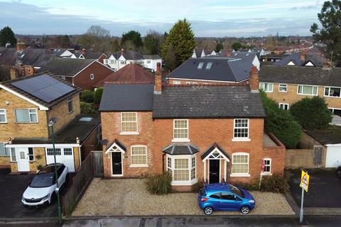 4 bedroom detached house for sale, Union Road, Shirley