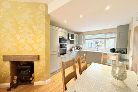 4 bedroom detached house for sale, Union Road, Shirley