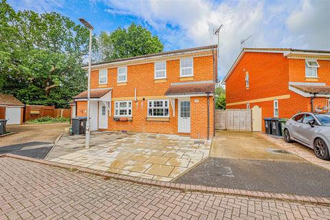 2 bedroom semi-detached house for sale, Autumn Glades, Hemel Hempstead, HP3