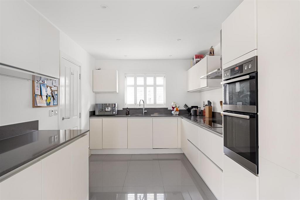 Open Plan Kitchen/Dining