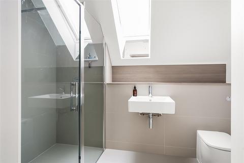 3 Eversleigh Place, Beckenham, BR3 1DF