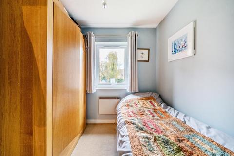 2 bedroom flat for sale, High Wycombe,  Buckinghamshire,  HP12