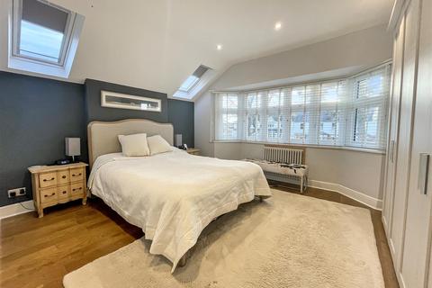 218 Kidmore Road, Caversham, Reading, RG4 7ND