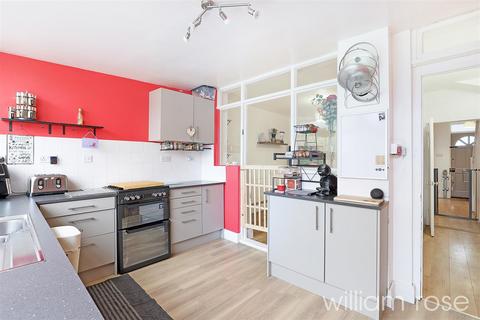 3 bedroom terraced house for sale, Wansford Road, Woodford Green IG8