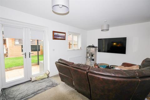 3 bedroom semi-detached house for sale, Magnolia Way, Sowerby