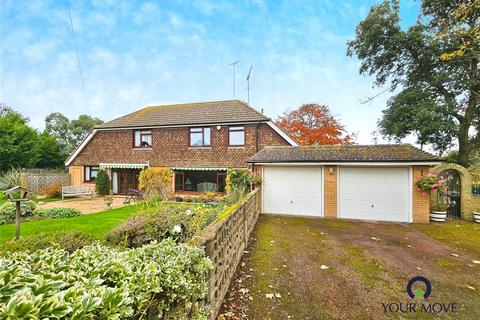 4 bedroom detached house for sale, Woodland Way, Kent CT10