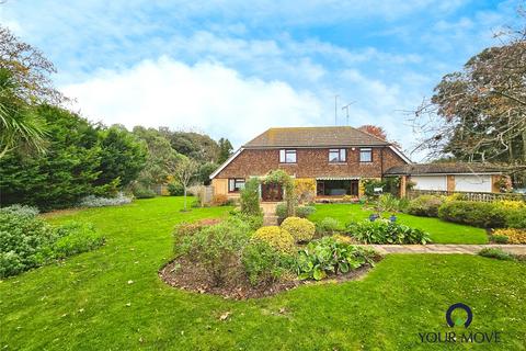 4 bedroom detached house for sale, Woodland Way, Kent CT10