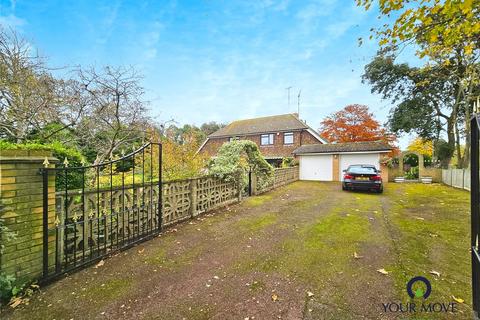 4 bedroom detached house for sale, Woodland Way, Kent CT10