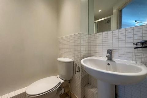 2 bedroom flat for sale, Apartment 11 Vector Point, 1-5 Hainault Street, Ilford, Essex, IG1 4GF