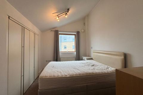 2 bedroom flat for sale, Apartment 11 Vector Point, 1-5 Hainault Street, Ilford, Essex, IG1 4GF