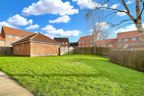 2 bedroom apartment for sale, Youngs Avenue, Fernwood, Newark