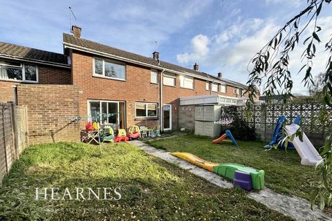 3 bedroom terraced house for sale, Patchins Road, Turlin Moor, Poole, BH16